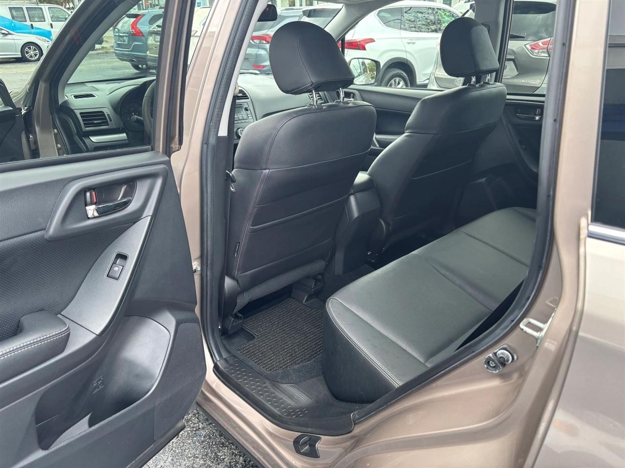 Subaru Forester 2.5i Limited 2015