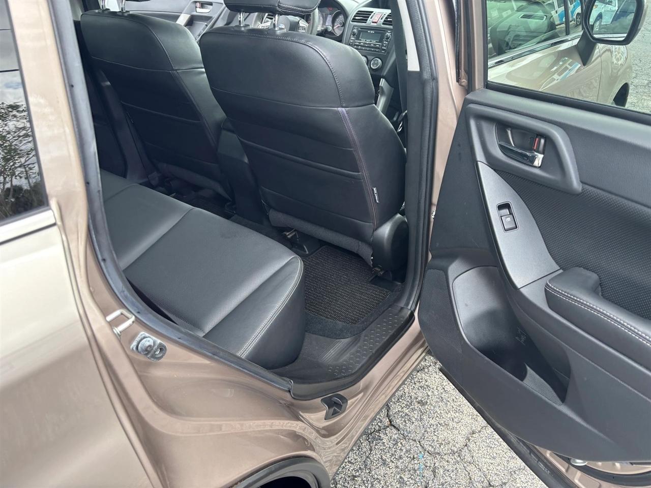 Subaru Forester 2.5i Limited 2015