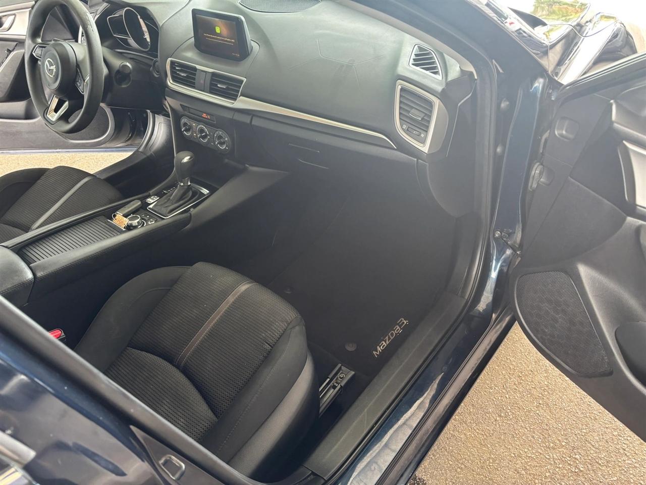 Mazda MAZDA3 i Sport AT 4-Door 2018