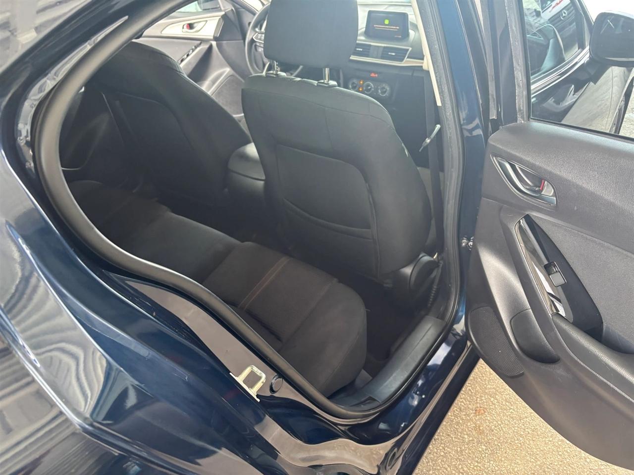Mazda MAZDA3 i Sport AT 4-Door 2018