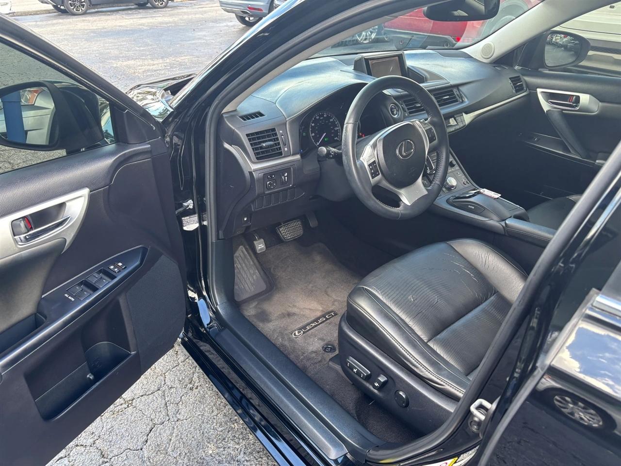 Lexus CT 200h Base 2013