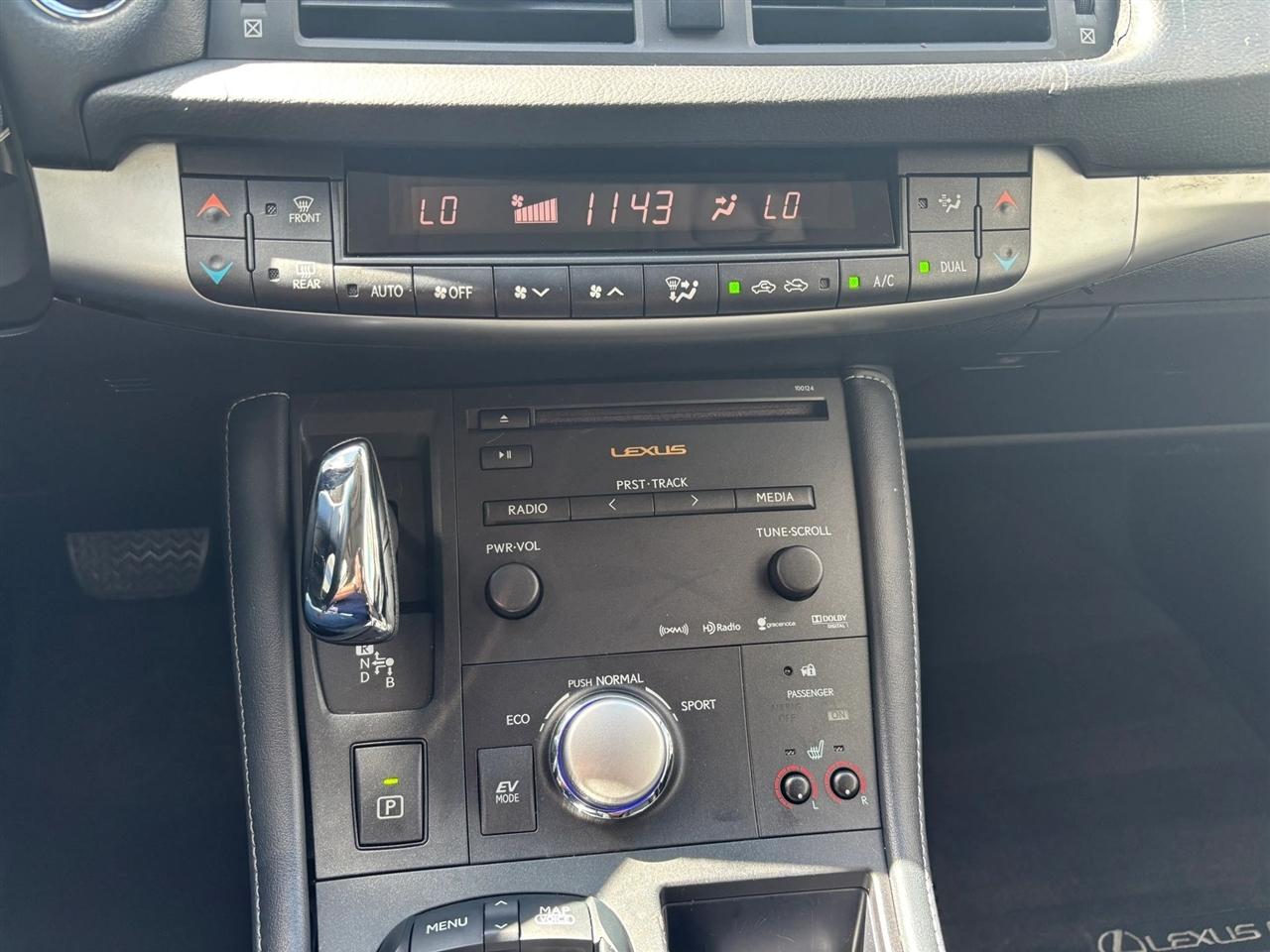 Lexus CT 200h Base 2013