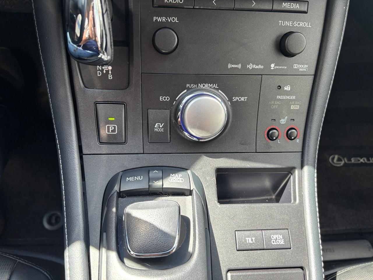 Lexus CT 200h Base 2013