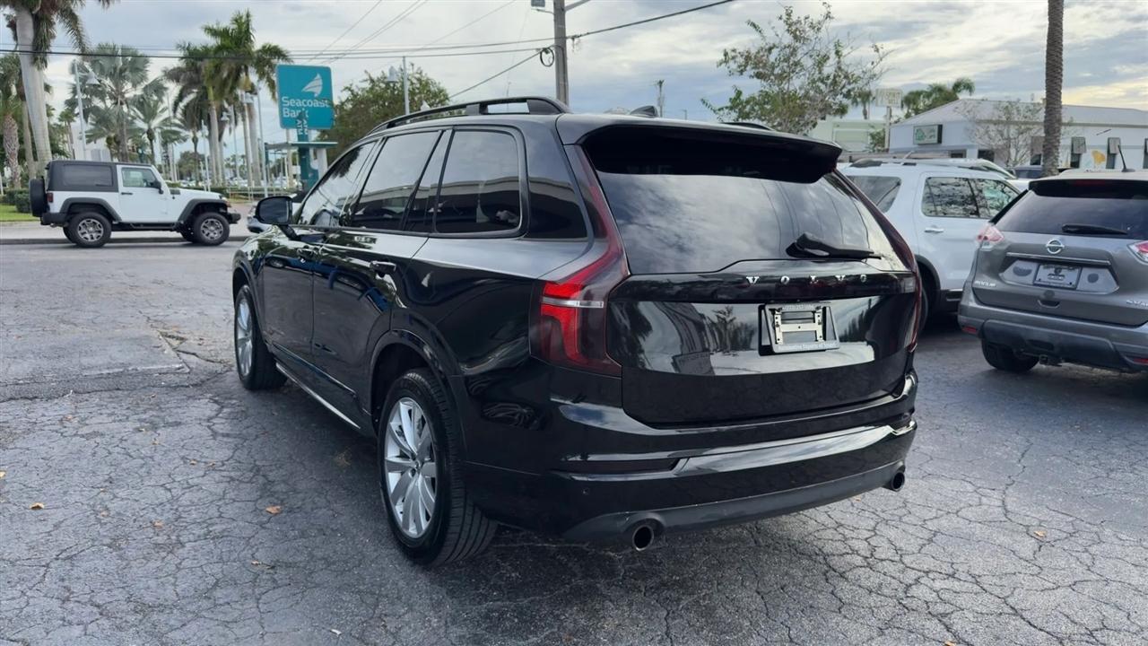 Volvo XC90 T5 Momentum 2018