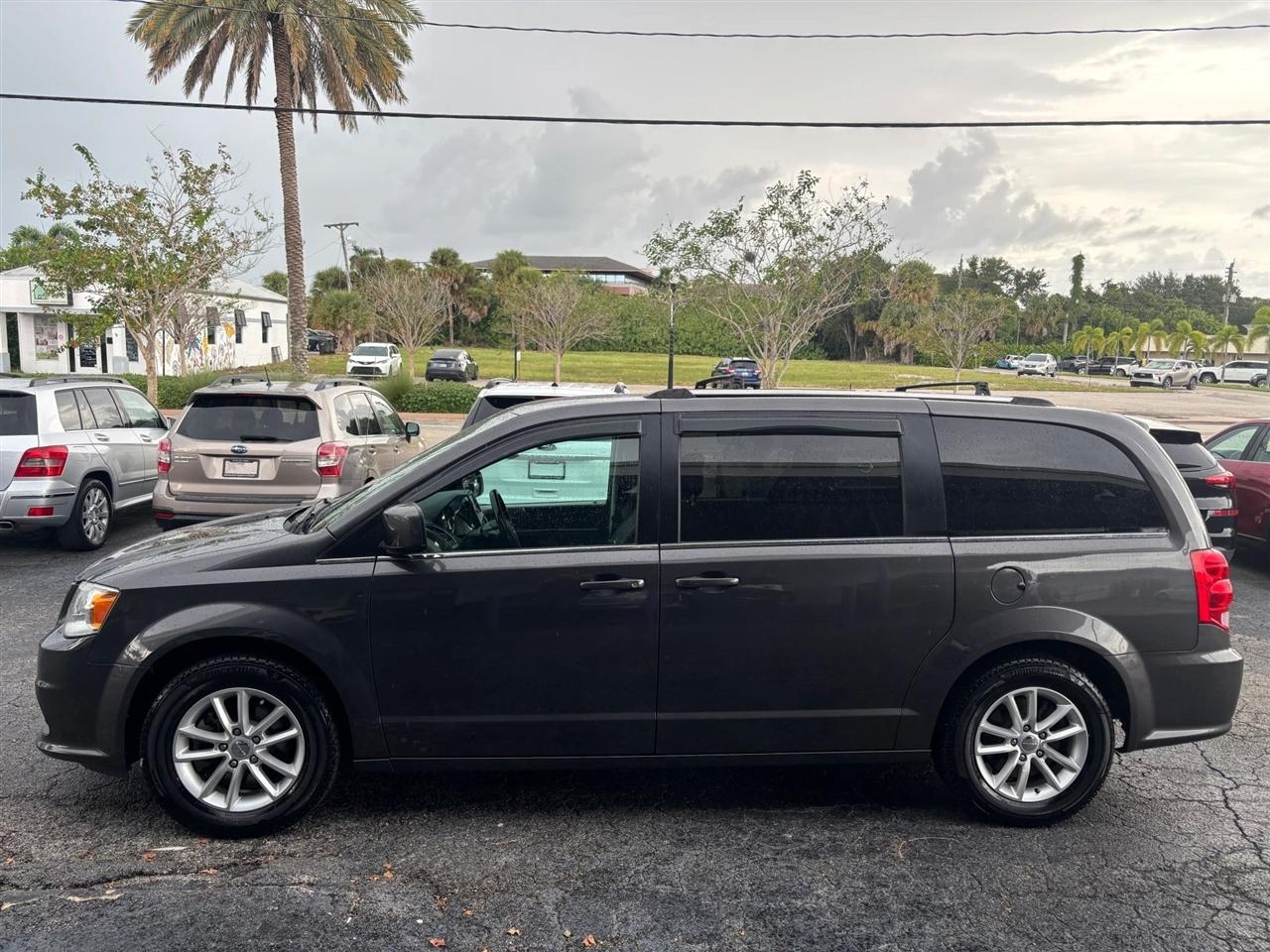 Dodge Grand Caravan SXT 2020