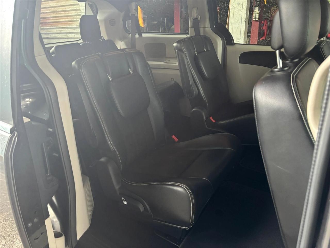 Dodge Grand Caravan SXT 2020