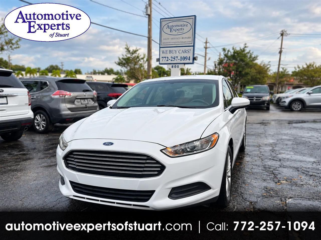 White 2016 Ford Fusion Sedan Front-Wheel Drive 6-Speed Automatic