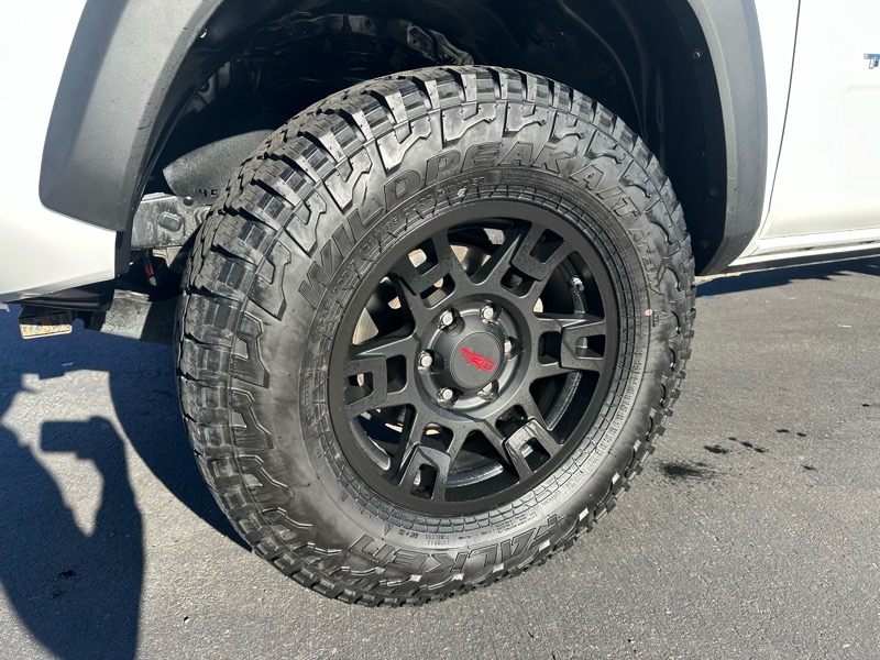 Toyota Tacoma TRD Offroad Dbl Cab 4WD LB at 2018