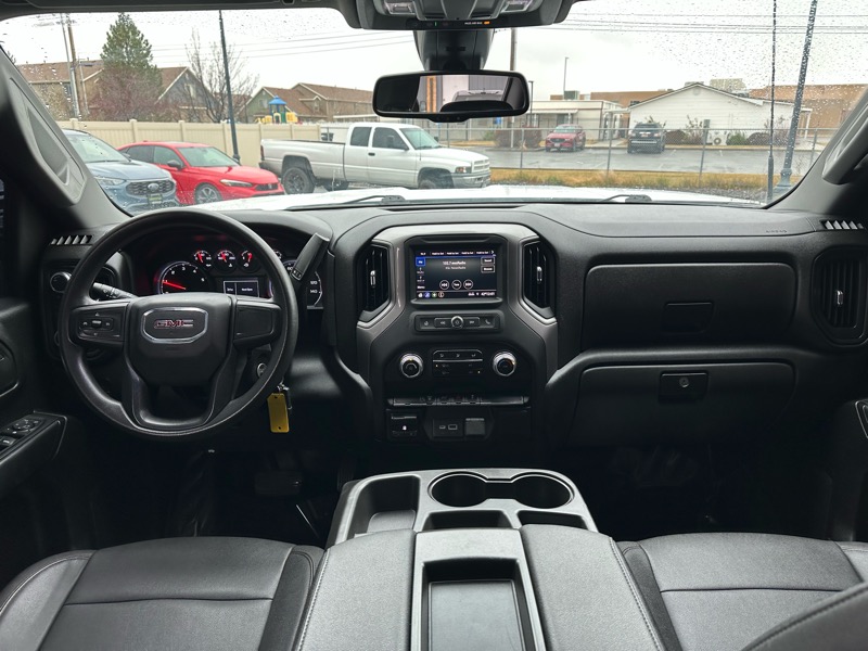 GMC Sierra 2500HD Pro Crew Cab 4WD SB 2023