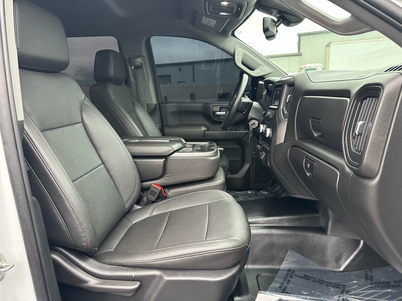 GMC Sierra 2500HD Pro Crew Cab 4WD SB 2023