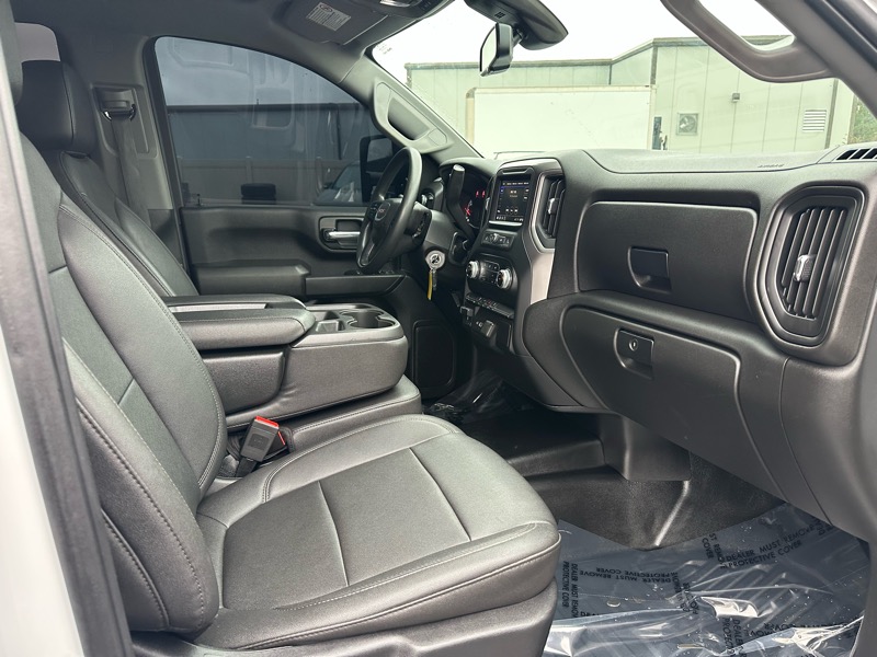 GMC Sierra 2500HD Pro Crew Cab 4WD SB 2023