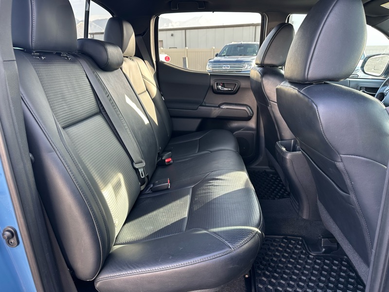 Toyota Tacoma TRD Sport Double Cab 6' Bed V6 4x4 AT (Natl) 2019