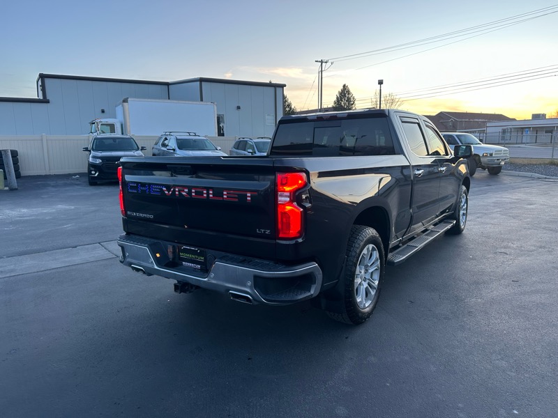 Chevrolet Silverado 1500 LTZ Crew Cab 4WD 2022