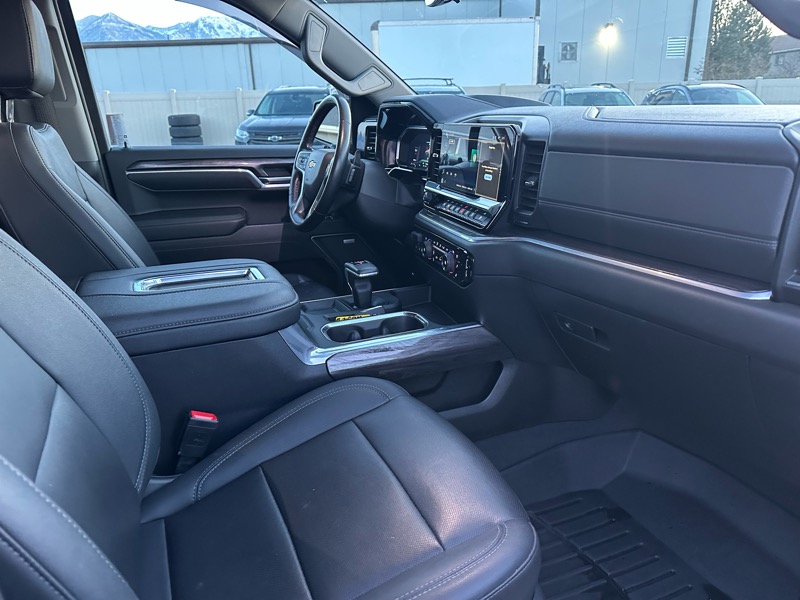 Chevrolet Silverado 1500 LTZ Crew Cab 4WD 2022