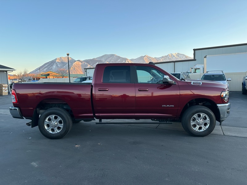 RAM 2500 Big Horn Crew Cab 4WD 2021
