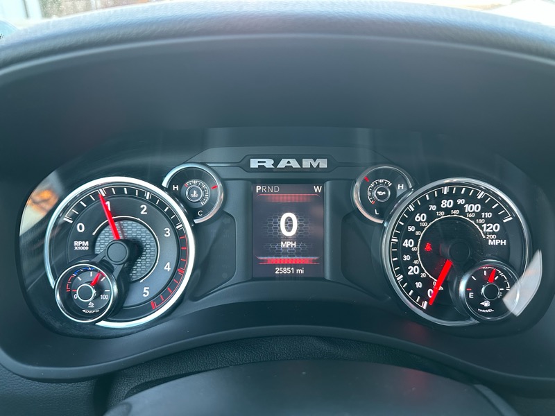 RAM 2500 Big Horn Crew Cab 4WD 2021