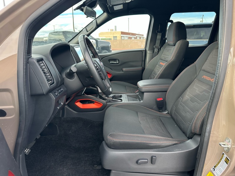 Nissan Frontier PRO-4X Crew Cab 4X4 V6 2022