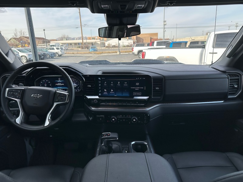 Chevrolet Silverado 1500 Trail Boss LT Crew Cab 4WD 2023