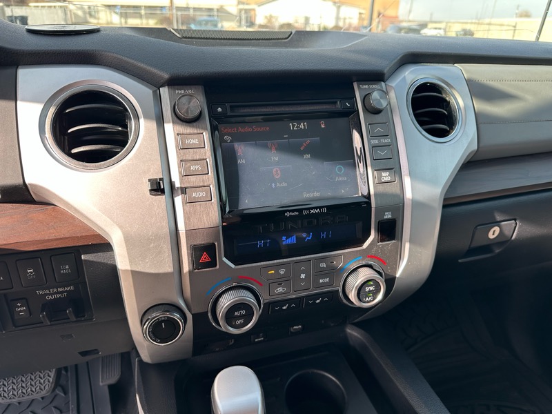 Toyota Tundra Limited 5.7L Double Cab 4WD 2019