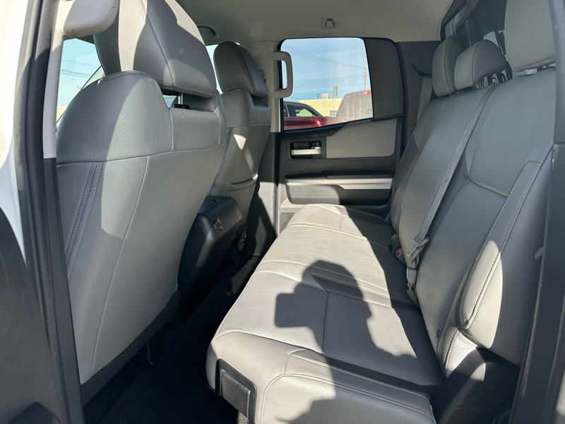 Toyota Tundra Limited 5.7L Double Cab 4WD 2019