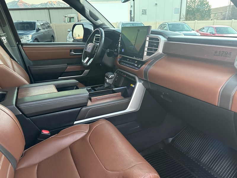 Toyota Tundra 1794 CrewMax 4WD 2023