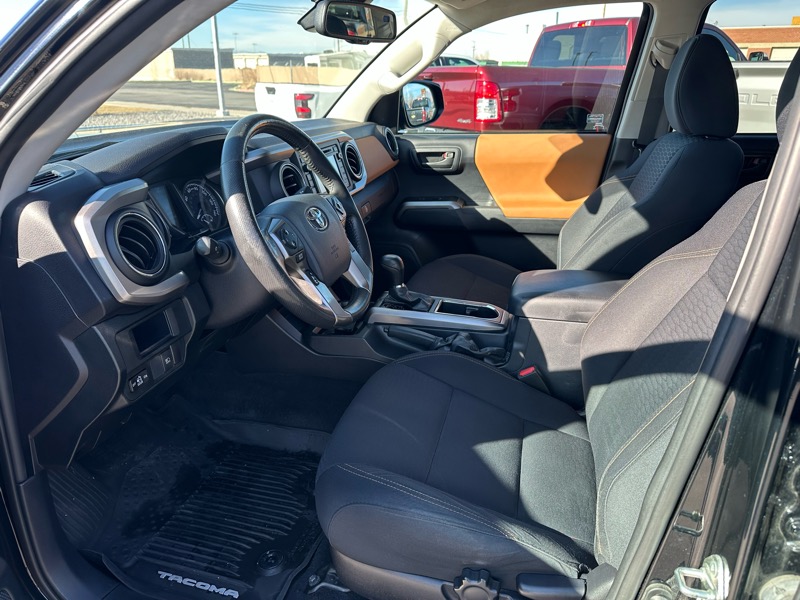 Toyota Tacoma SR5 Double Cab Long Bed V6 6AT 4WD 2019
