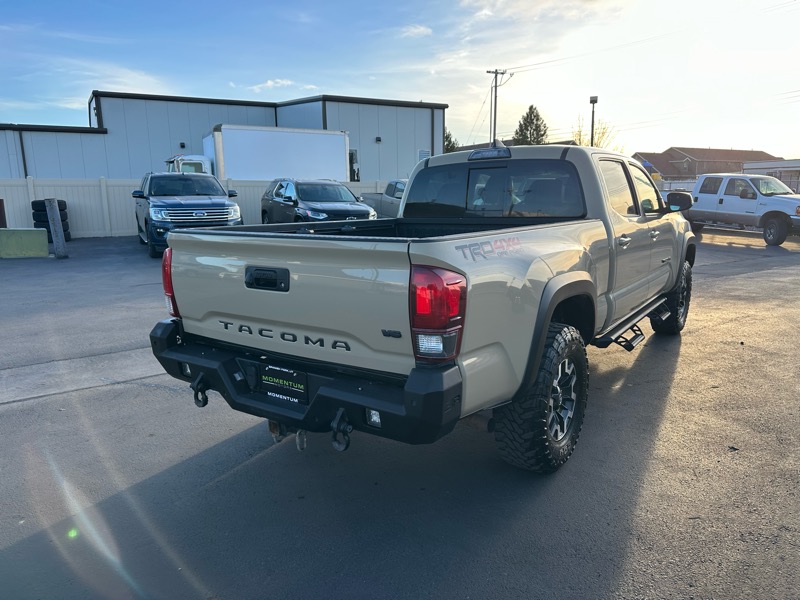 Toyota Tacoma TRD Off Road Double Cab 6' Bed V6 4x4 AT (Natl) 2018