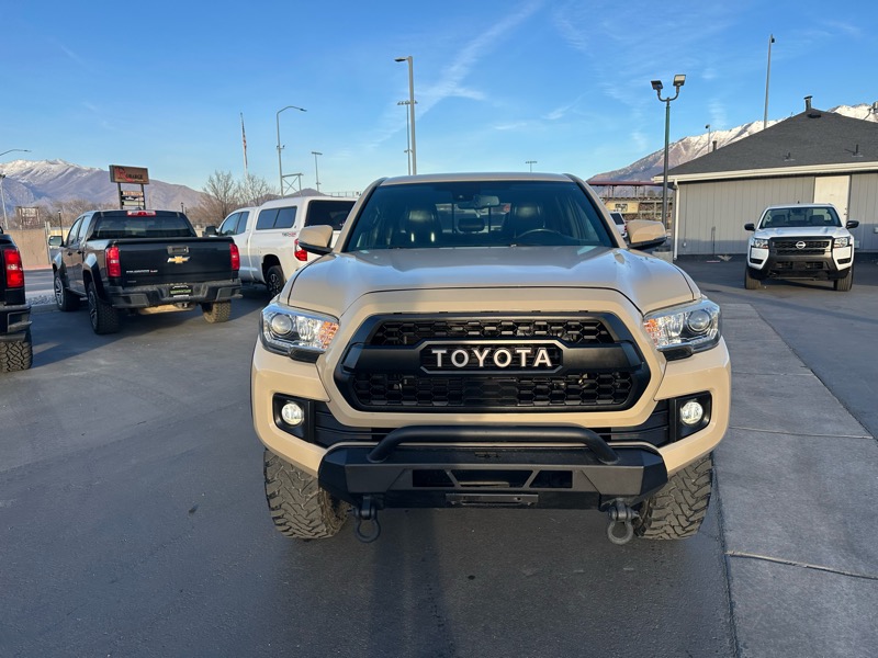 Toyota Tacoma TRD Off Road Double Cab 6' Bed V6 4x4 AT (Natl) 2018