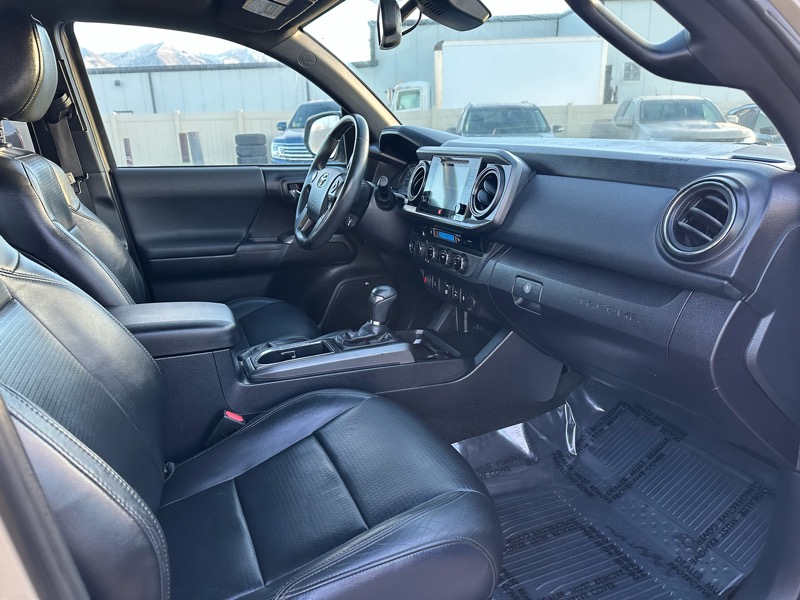 Toyota Tacoma TRD Off Road Double Cab 6' Bed V6 4x4 AT (Natl) 2018