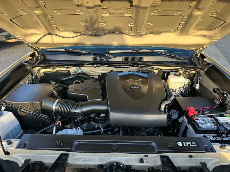 Toyota Tacoma TRD Off Road Double Cab 6' Bed V6 4x4 AT (Natl) 2018