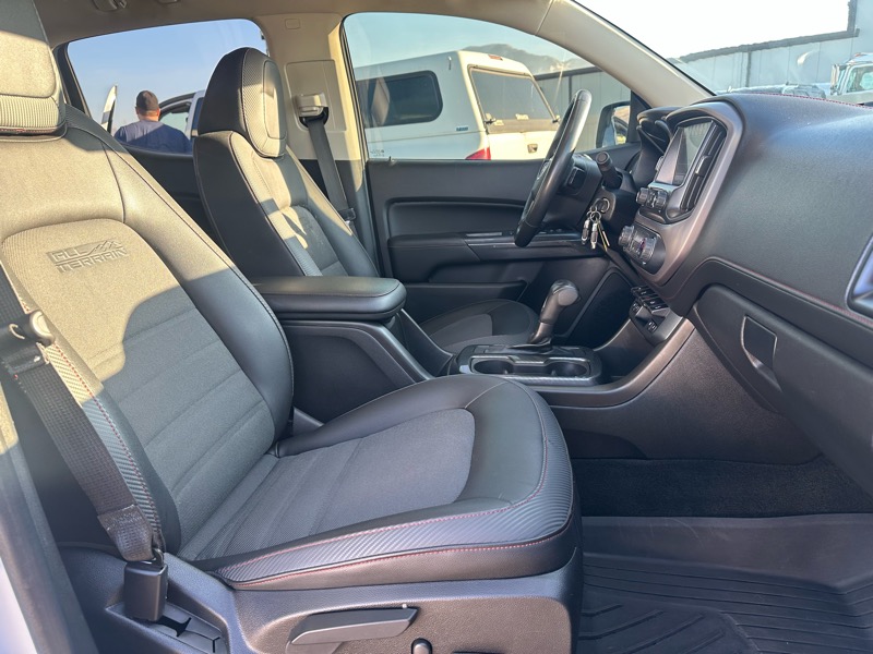 GMC Canyon All Terrain Crew Cab 4WD 2018