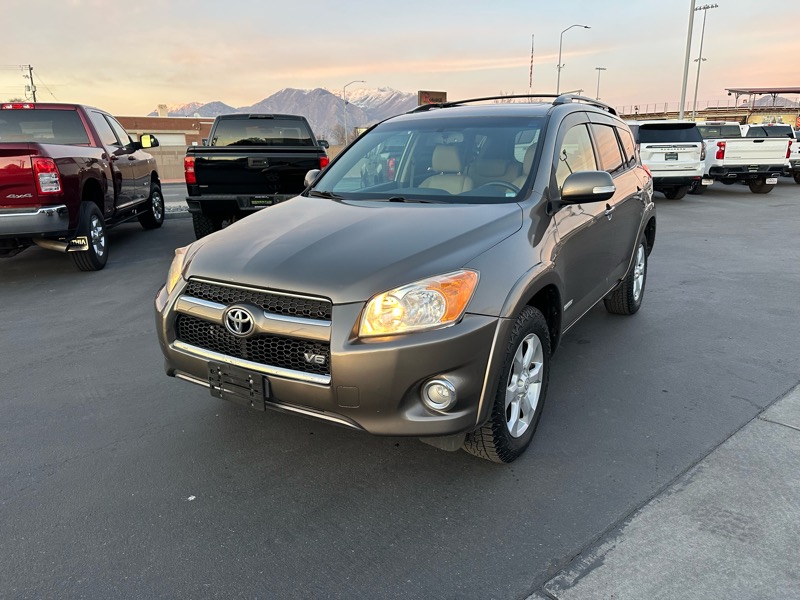 Toyota RAV4 Limited V6 4WD 2011