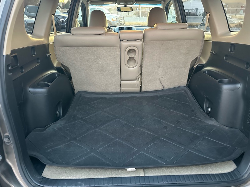 Toyota RAV4 Limited V6 4WD 2011