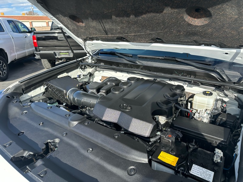 Toyota 4Runner SR5 4WD 2022