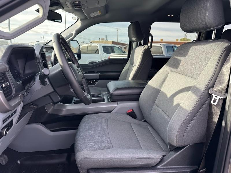 Ford F-150 XLT SuperCrew 4WD 2024