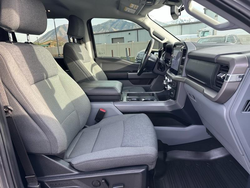 Ford F-150 XLT SuperCrew 4WD 2024