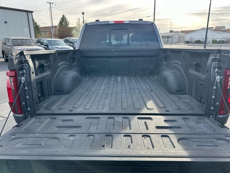 Ford F-150 XLT SuperCrew 4WD 2024