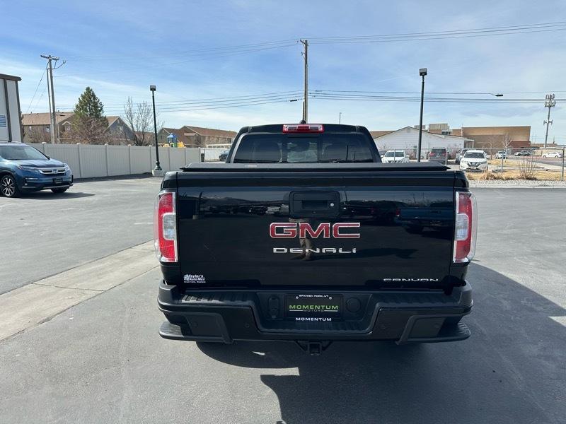 GMC Canyon Denali Crew Cab Long Box 4WD 2022