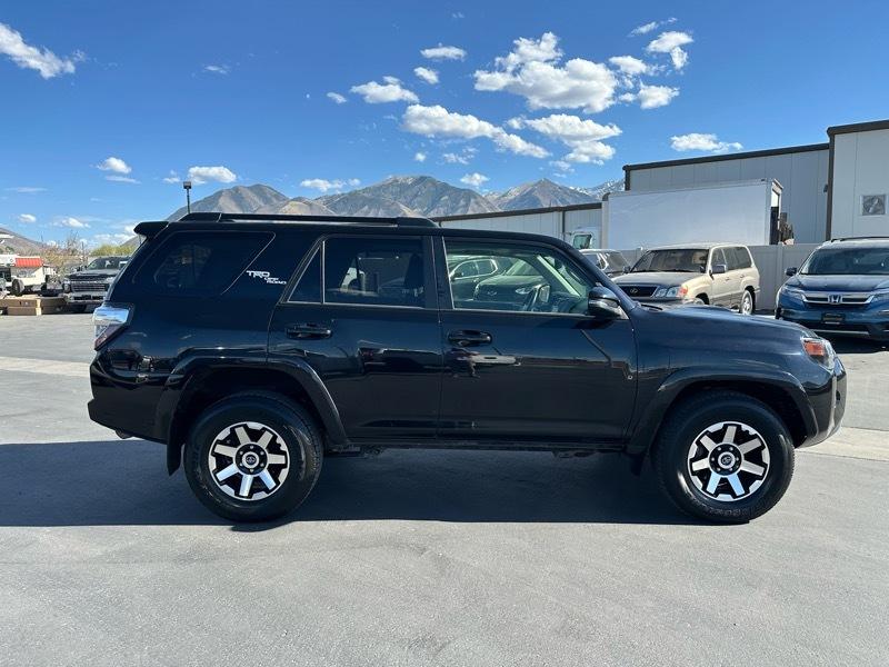 Toyota 4Runner TRD Off-road Premium 4WD 2023