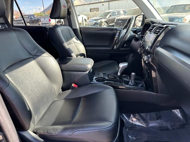 Toyota 4Runner TRD Off-road Premium 4WD 2023