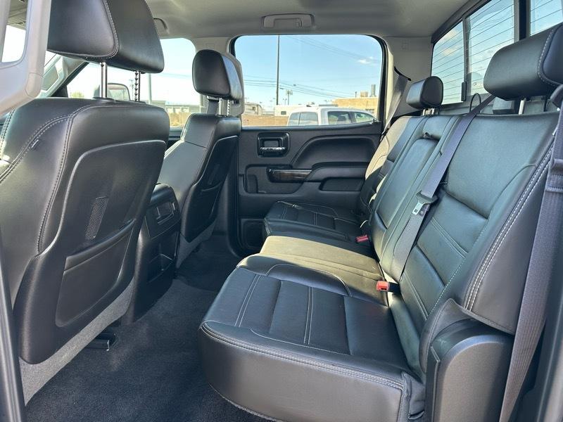 GMC Sierra 2500HD Denali Crew Cab 4WD 2015