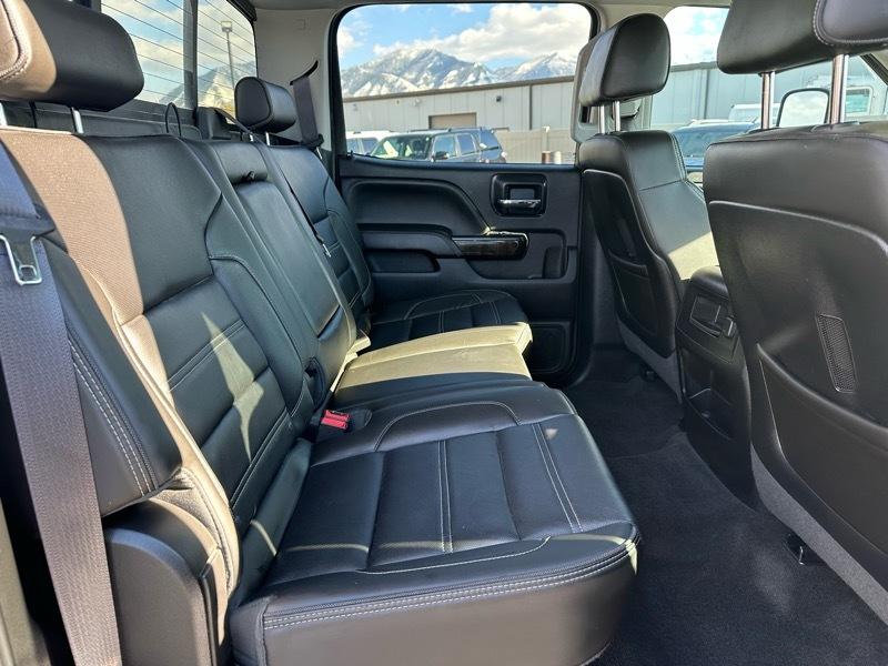 GMC Sierra 2500HD Denali Crew Cab 4WD 2015