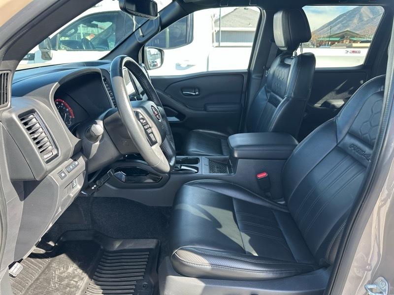 Nissan Frontier PRO-4X Crew Cab 5AT 4WD 2022