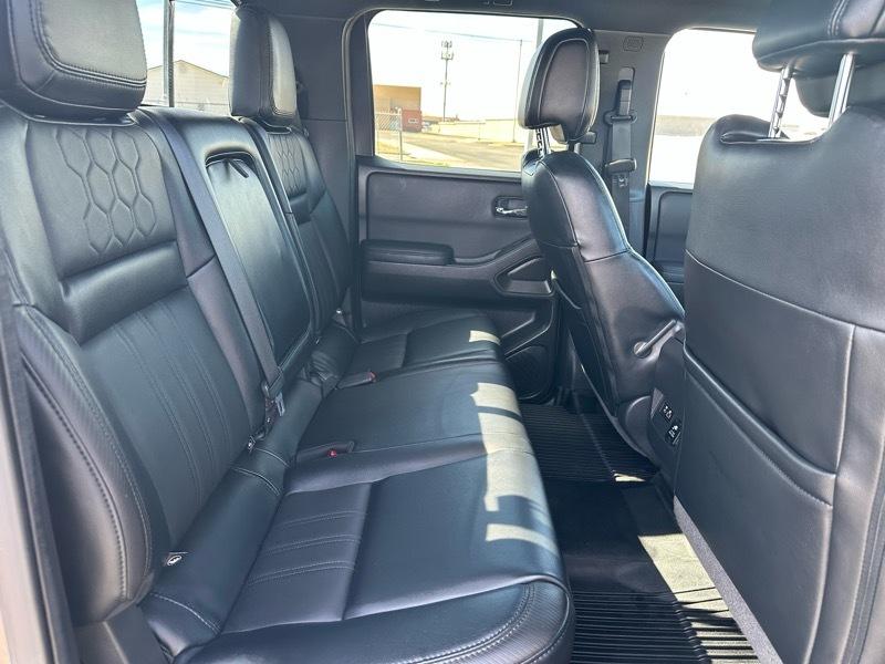 Nissan Frontier PRO-4X Crew Cab 5AT 4WD 2022