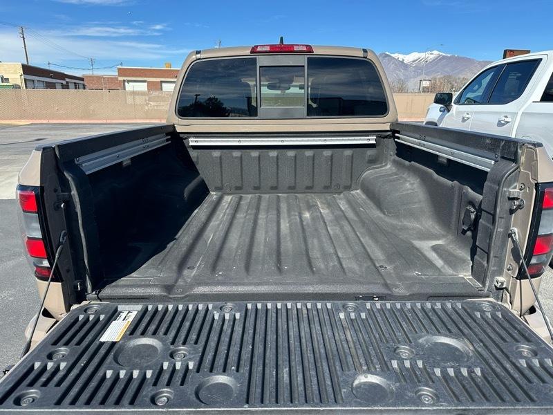 Nissan Frontier PRO-4X Crew Cab 5AT 4WD 2022