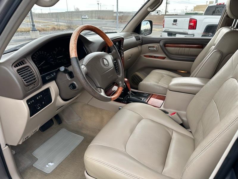 Lexus LX 470 Base 2000