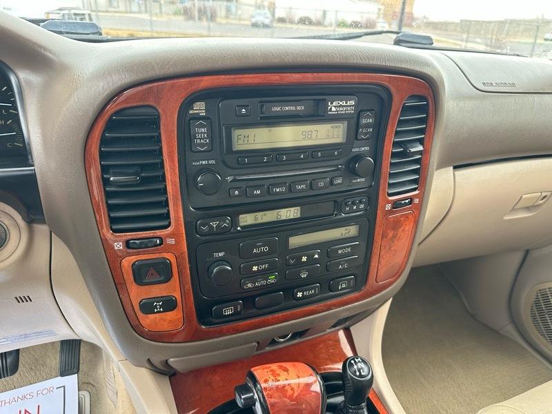 Lexus LX 470 Base 2000