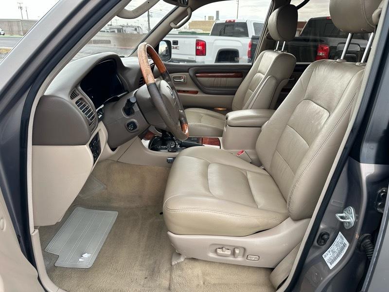 Lexus LX 470 Base 2000