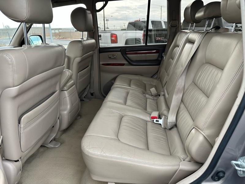 Lexus LX 470 Base 2000