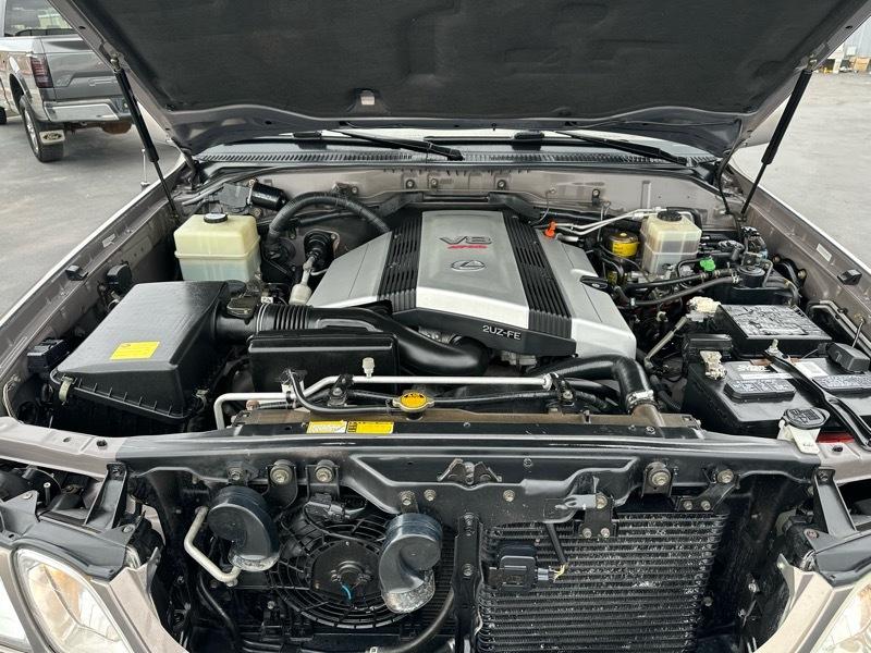 Lexus LX 470 Base 2000